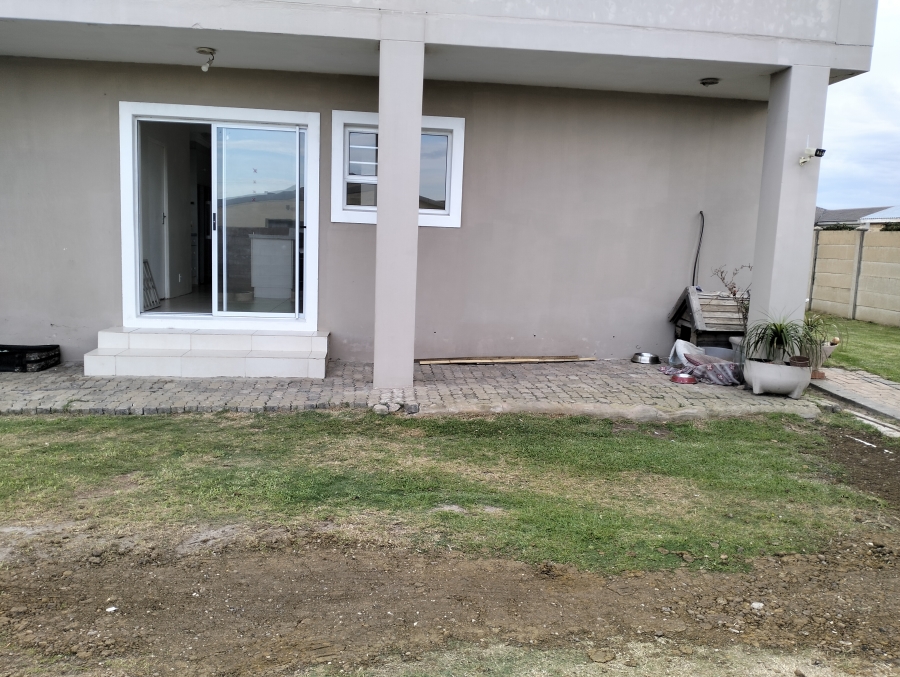 3 Bedroom Property for Sale in Wavecrest Eastern Cape